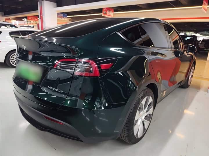 Фото 7 - Tesla Model Y