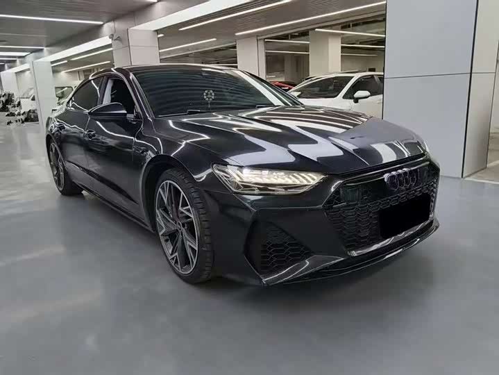 Фото 3 - Audi A7L