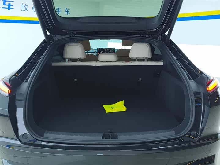 Фото 4 - Nio Onvo L60