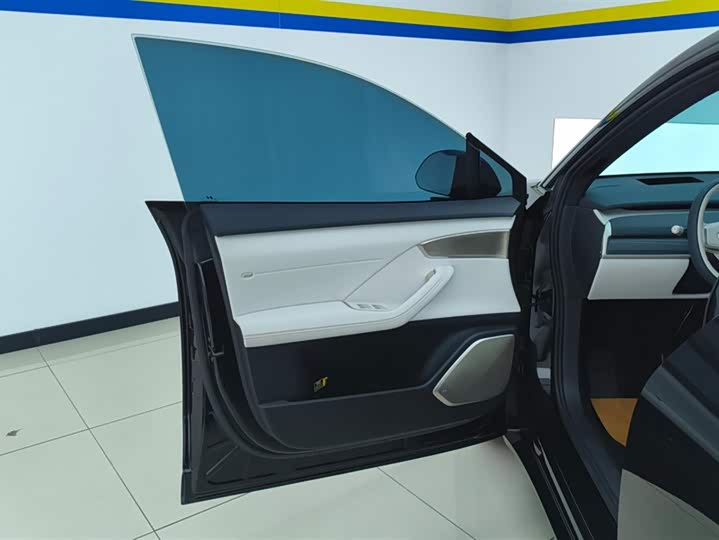 Фото 7 - Nio Onvo L60