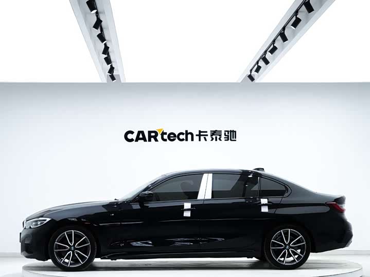 Фото 2 - BMW 3 Series