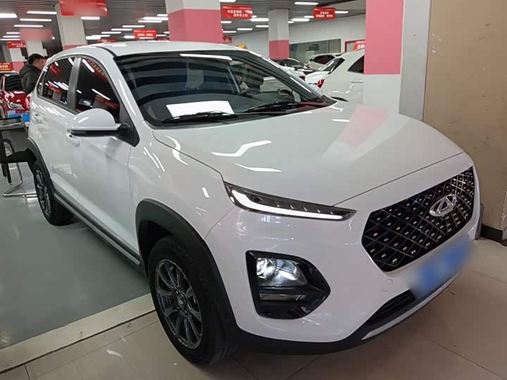 Фото 4 - Chery Tiggo 3x