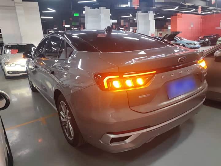 Фото 5 - Ford Mondeo