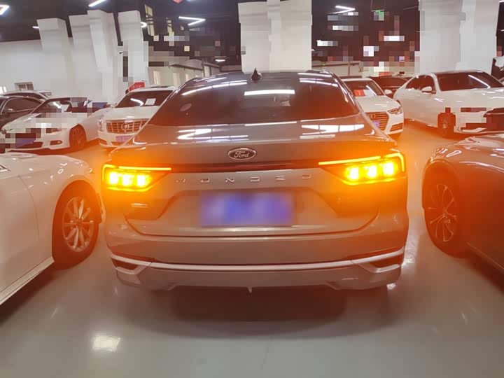 Фото 6 - Ford Mondeo