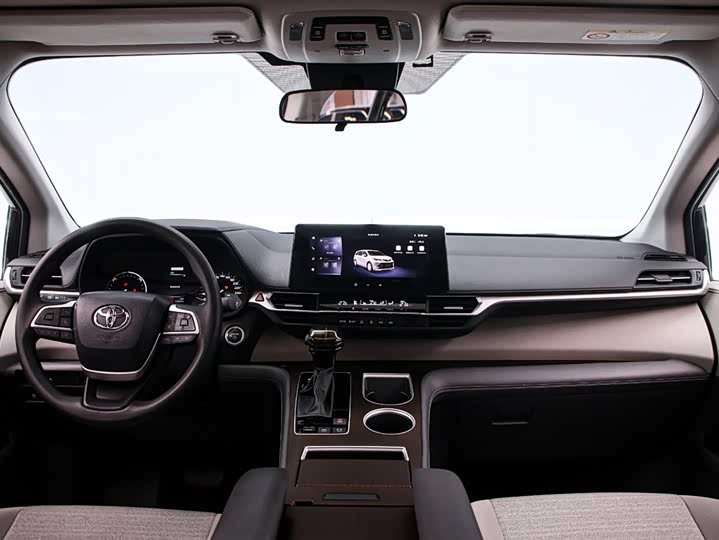 Фото 5 - Toyota Sienna