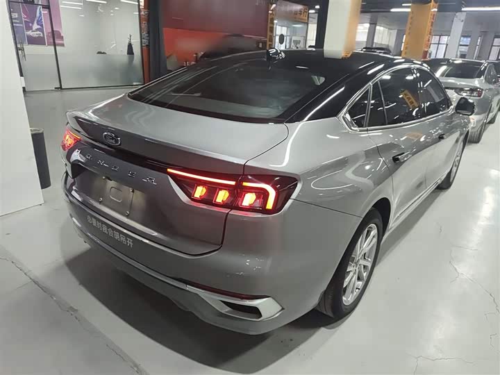 Фото 7 - Ford Mondeo