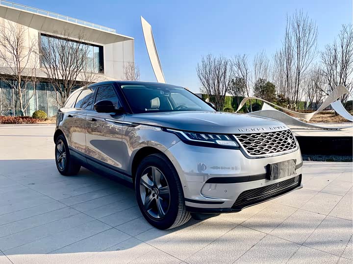 Фото 3 - Land Rover Range Rover Velar