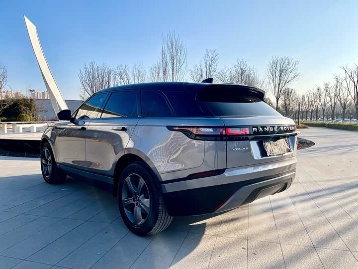 Фото 7 - Land Rover Range Rover Velar