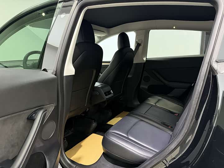 Фото 5 - Tesla Model Y