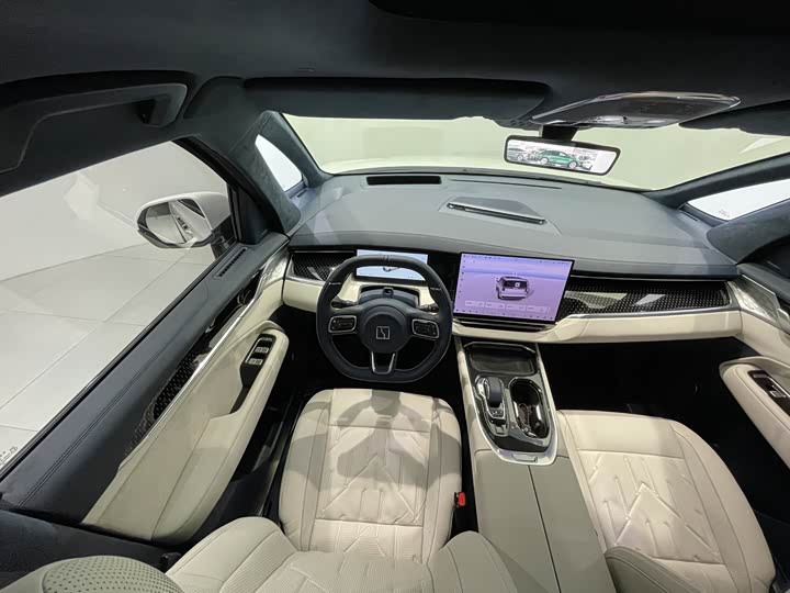 Фото 8 - Zeekr 009