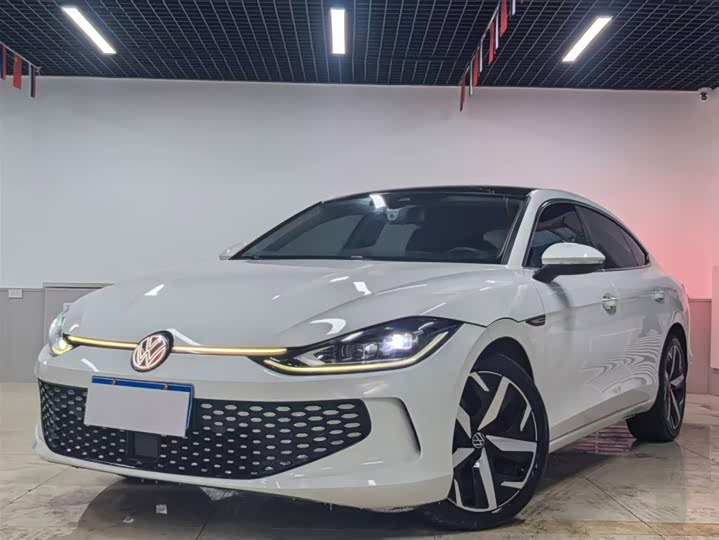 Фото 1 - Volkswagen Lamando L