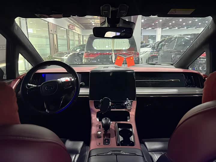 Фото 8 - GAC Trumpchi M8