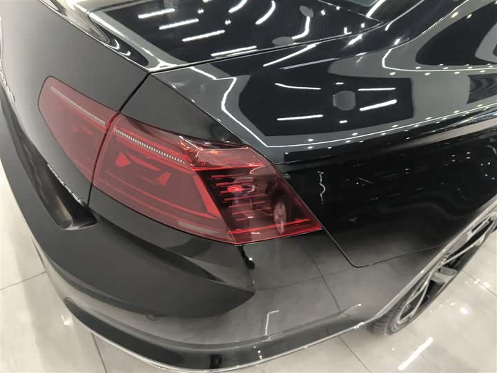 Фото 8 - Volkswagen Magotan