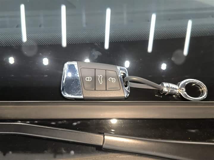 Фото 9 - Volkswagen Magotan