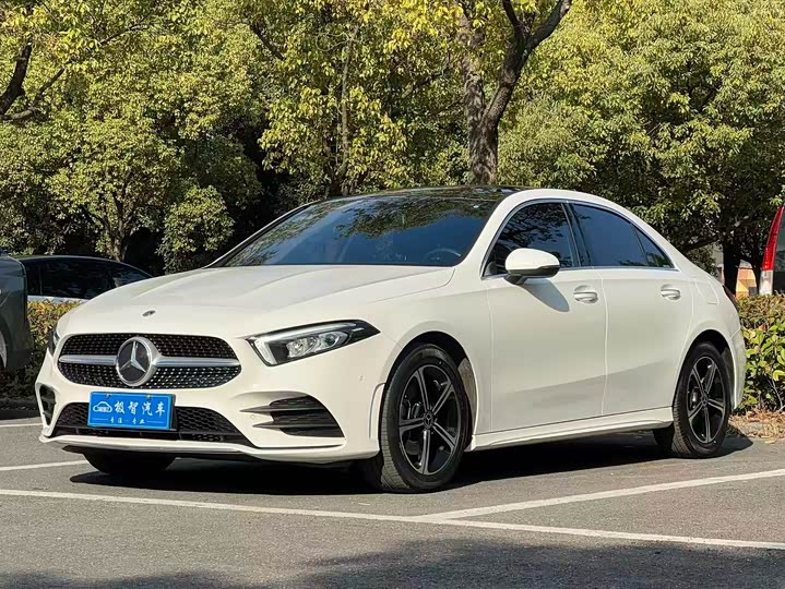 Фото 1 - Mercedes-Benz A-Class