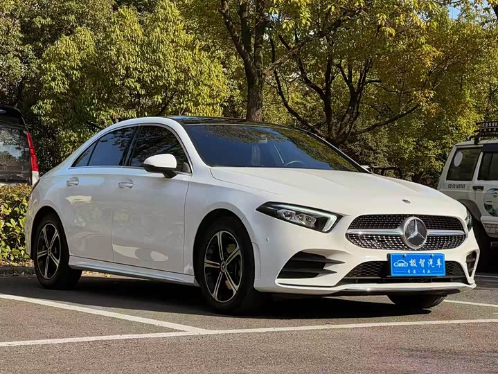 Фото 3 - Mercedes-Benz A-Class