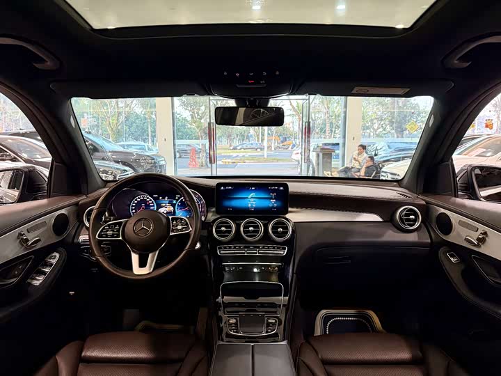 Фото 8 - Mercedes-Benz GLC-Class