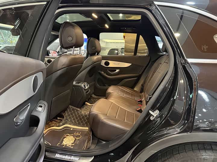 Фото 9 - Mercedes-Benz GLC-Class