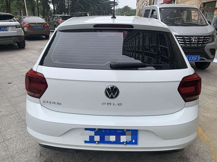 Фото 4 - Volkswagen Polo
