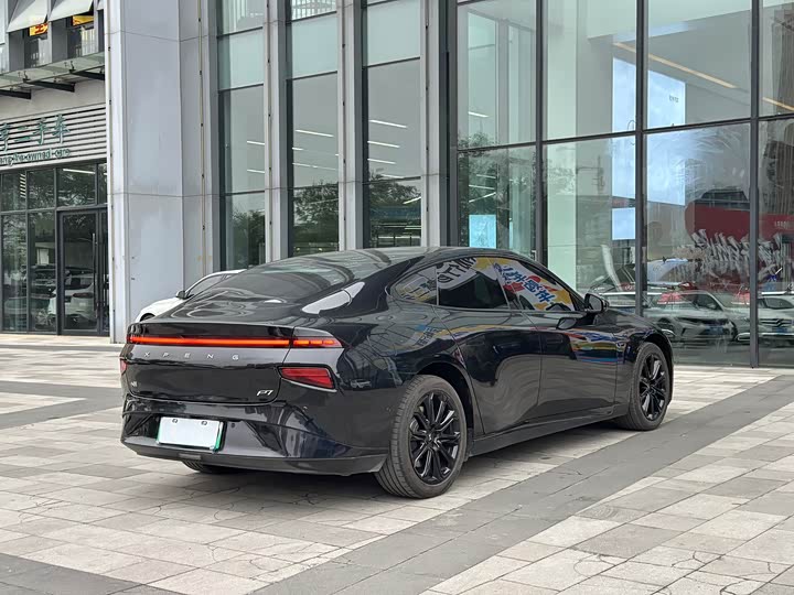 Фото 4 - XPeng P7