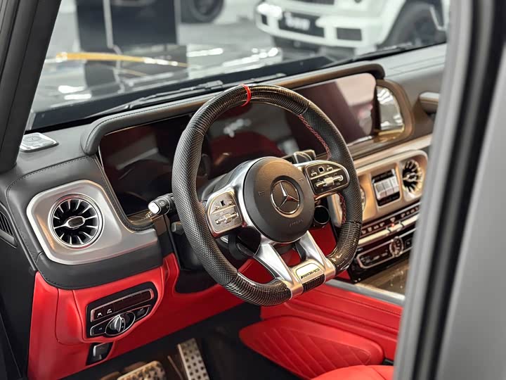 Фото 9 - Mercedes-Benz G-Class AMG