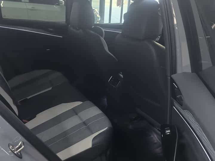 Фото 5 - Volkswagen ID.4 Crozz