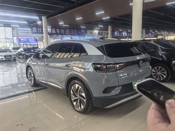 Фото 7 - Volkswagen ID.4 Crozz