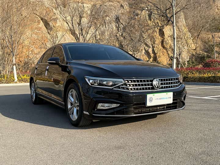 Фото 3 - Volkswagen Magotan