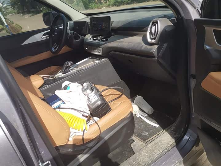 Фото 8 - Haval H5