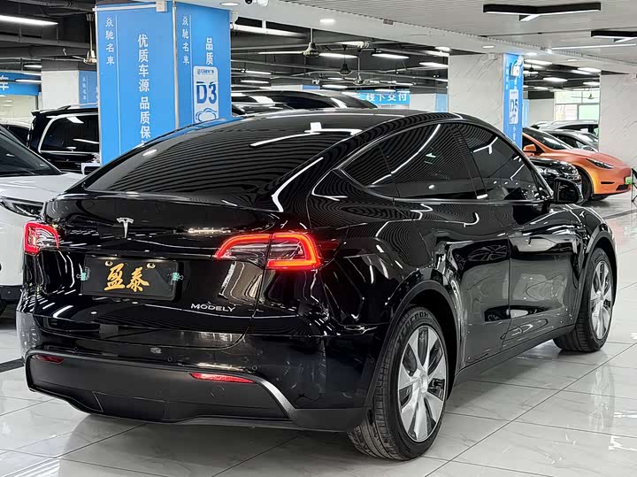 Фото 7 - Tesla Model Y