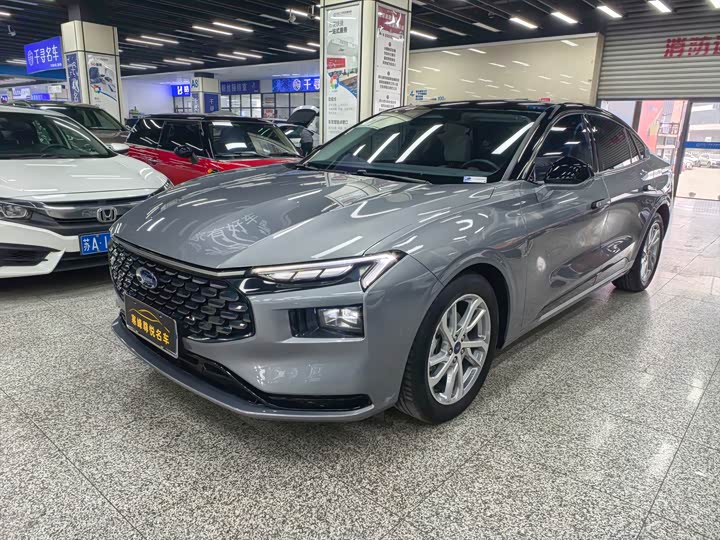 Фото 1 - Ford Mondeo