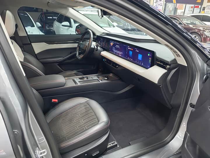 Фото 9 - Ford Mondeo