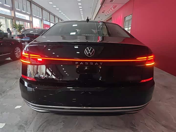 Фото 6 - Volkswagen Passat