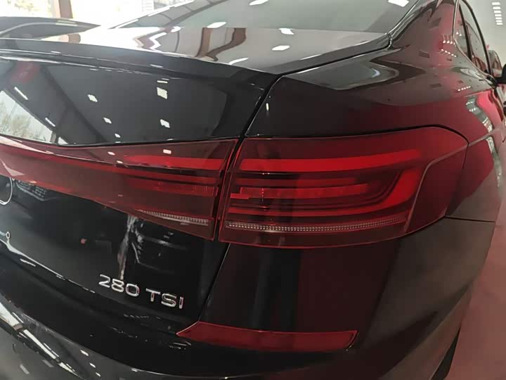 Фото 8 - Volkswagen Passat