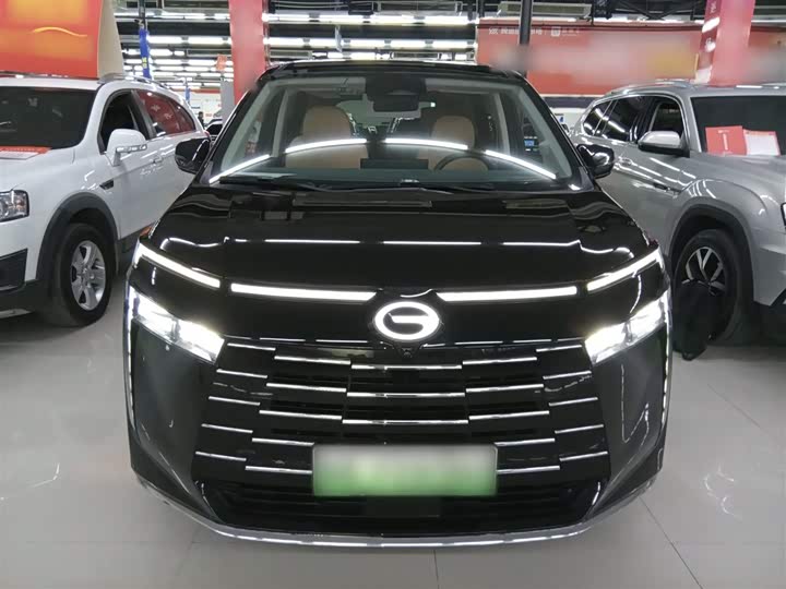 Фото 3 - GAC Trumpchi E8