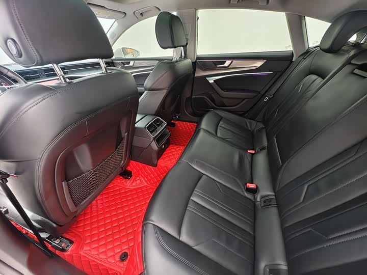 Фото 6 - Audi A7