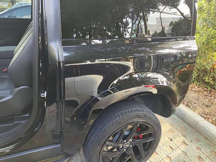 Фото 7 - Land Rover Defender