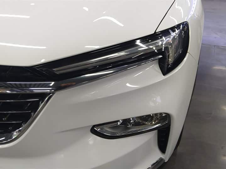 Фото 5 - Buick Enclave