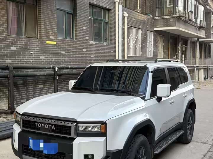 Фото 5 - Toyota Prado