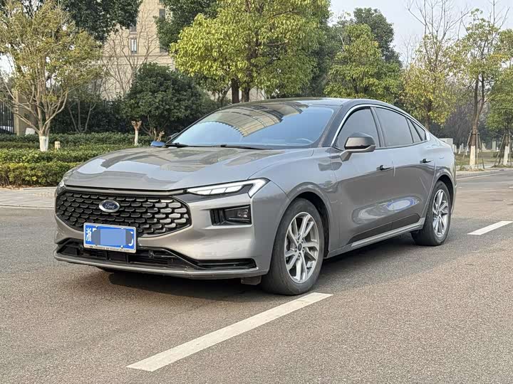 Фото 1 - Ford Mondeo