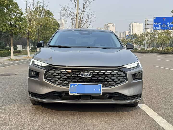 Фото 2 - Ford Mondeo