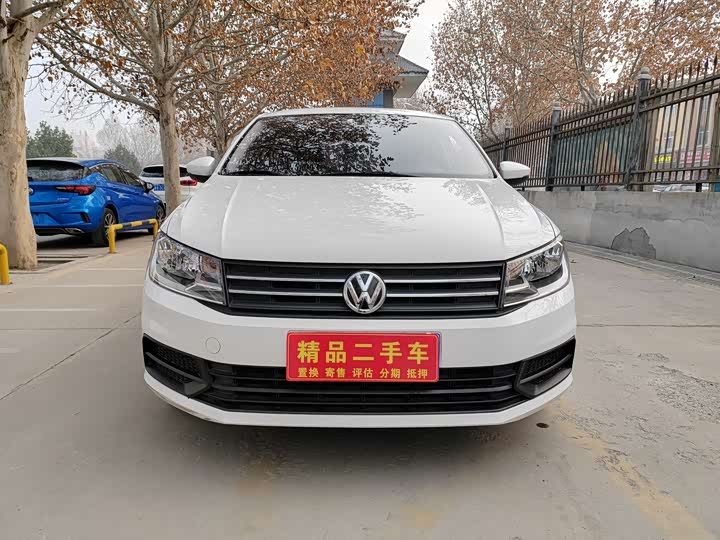 Фото 2 - Volkswagen Santana