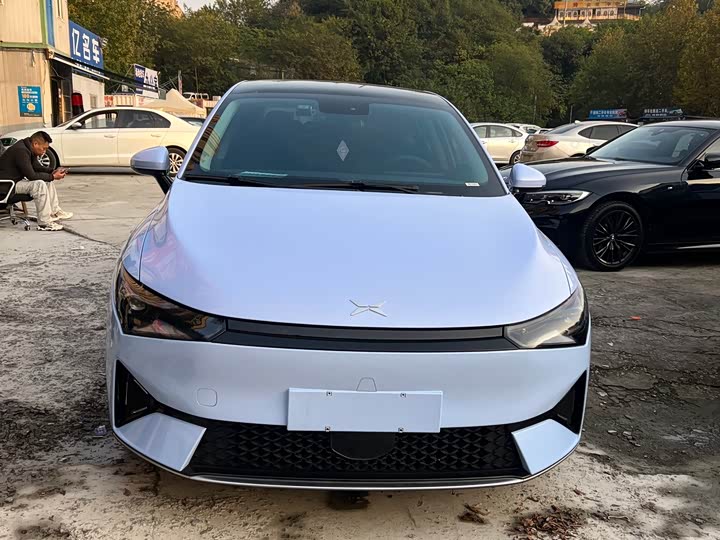 Фото 1 - XPeng P5