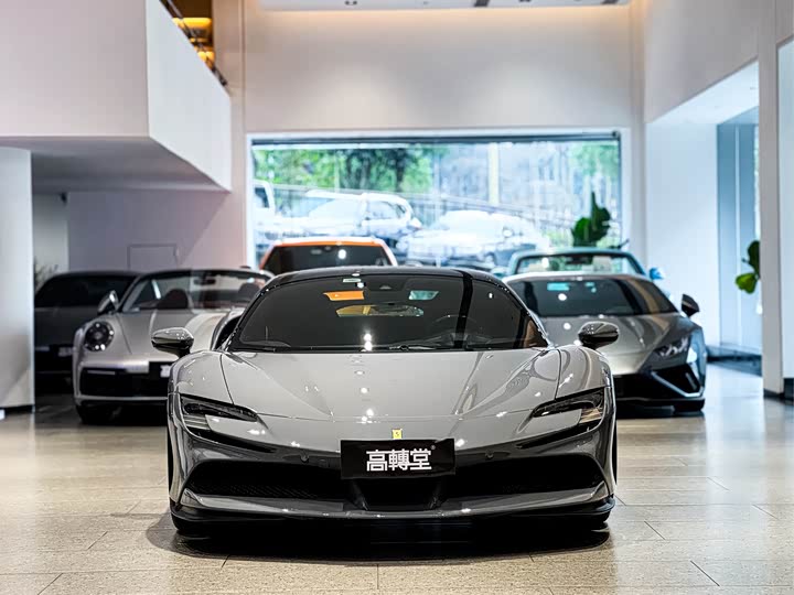 Фото 2 - Ferrari SF90