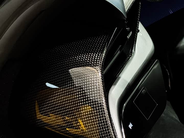 Фото 5 - Ferrari SF90