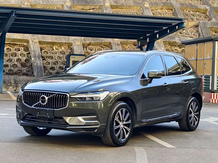 Фото 1 - Volvo XC60