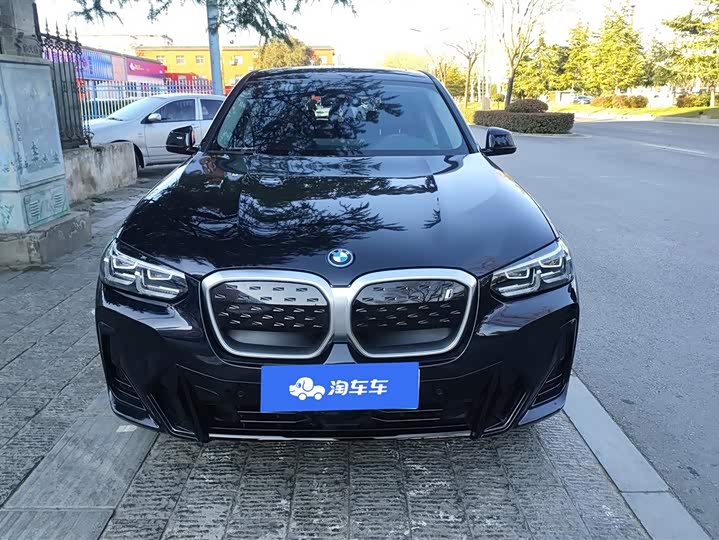 Фото 2 - BMW iX3