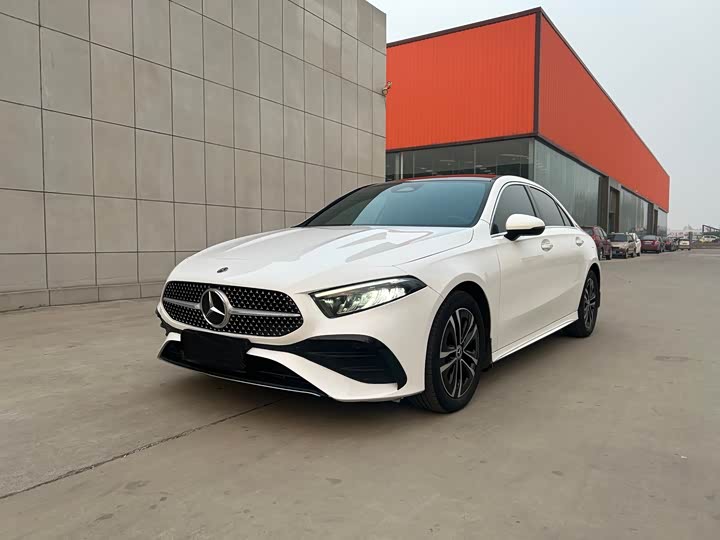 Фото 1 - Mercedes-Benz A-Class