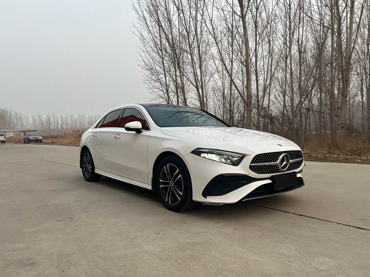 Фото 3 - Mercedes-Benz A-Class