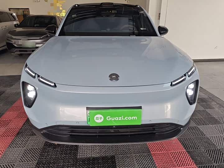 Фото 3 - Nio EC6